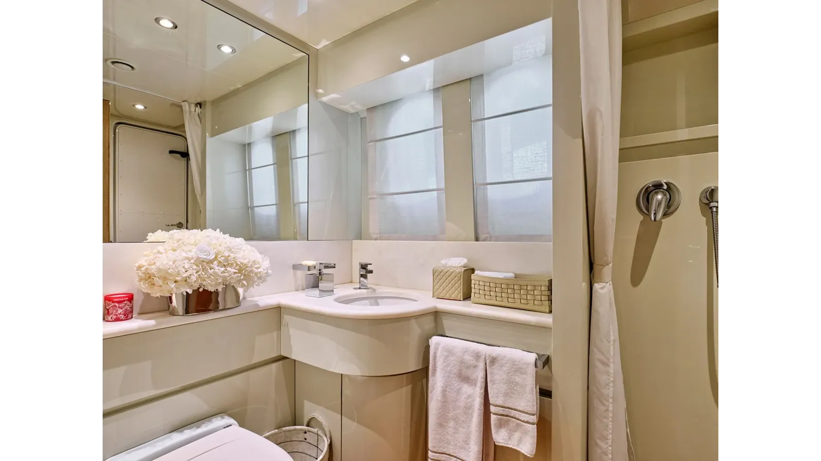 Buy a yacht THEOLINA - Codecasa