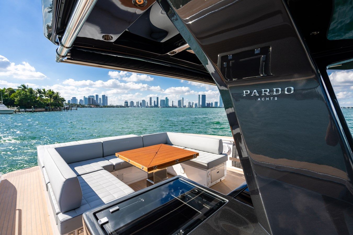 Buy a yacht SERO