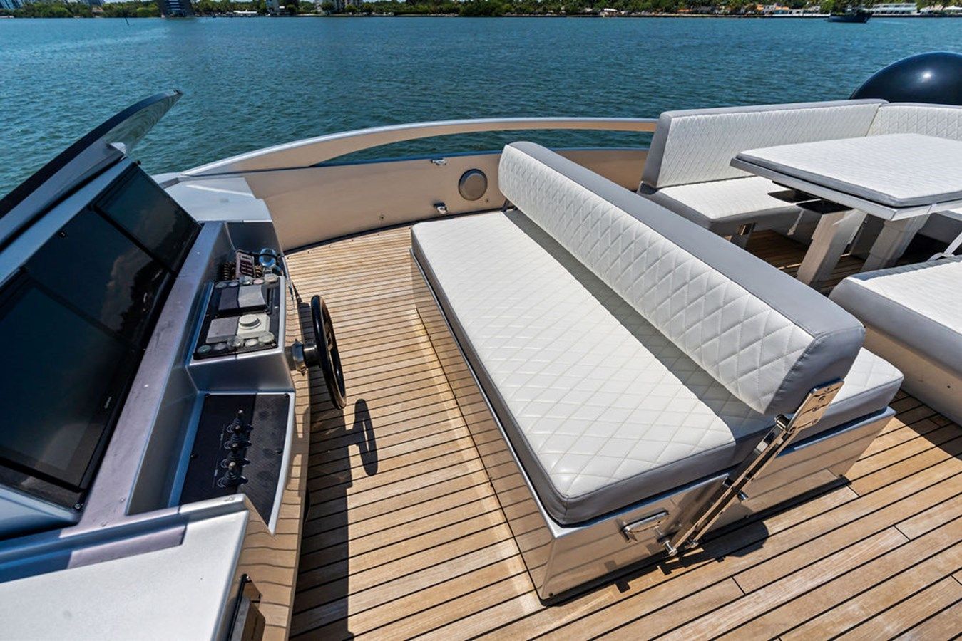 Cersei - PERSHING yacht sale