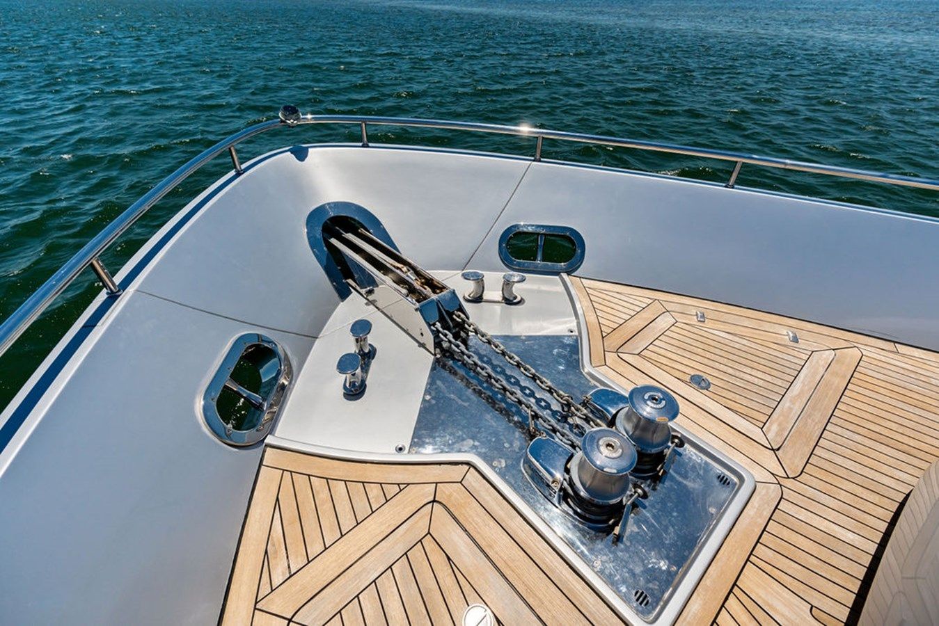 Buy a yacht Cersei 2012