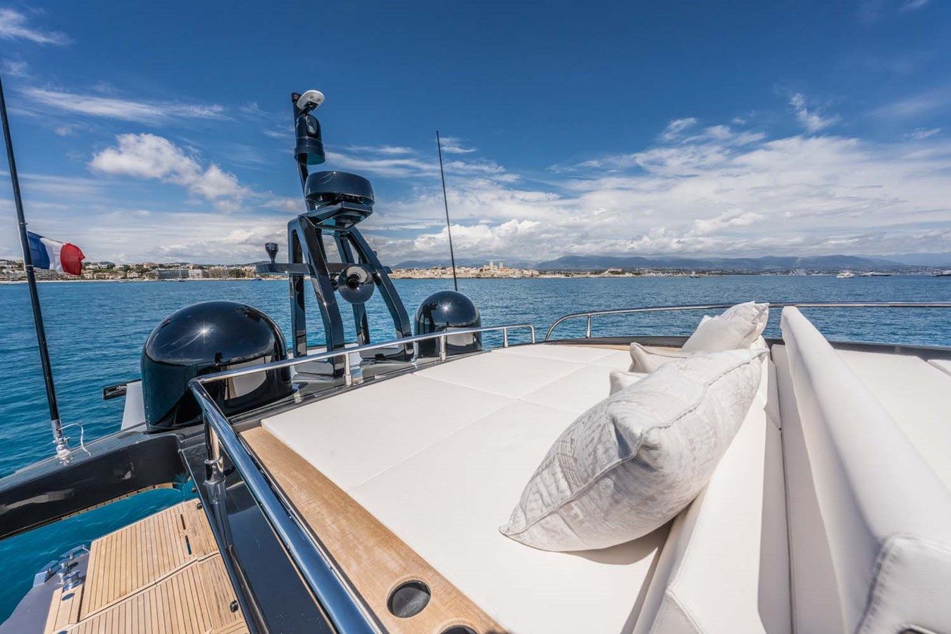 Buy a yacht REEMA - PERSHING
