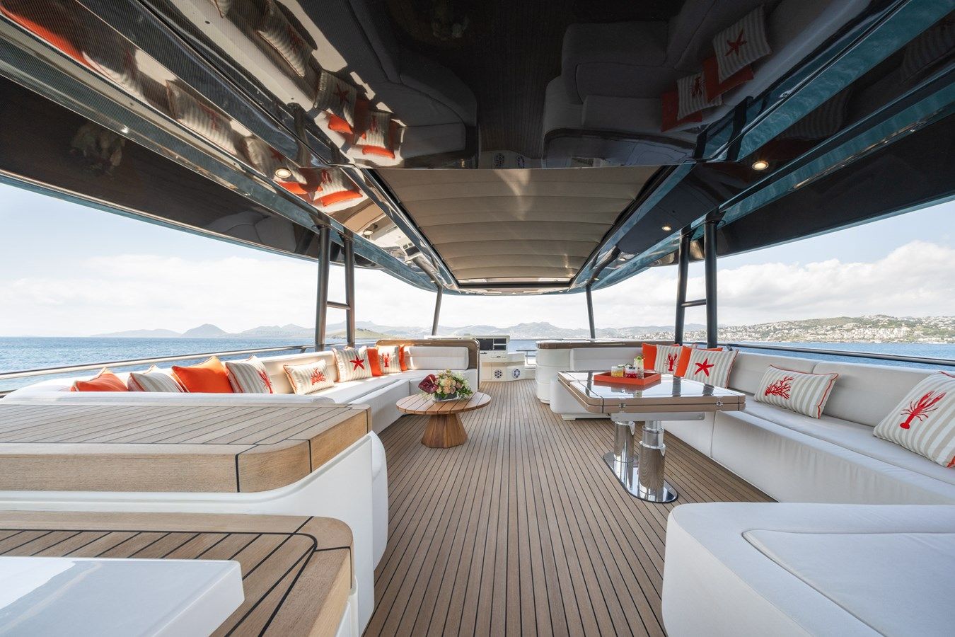 the best price on BELLA LUNA 2015