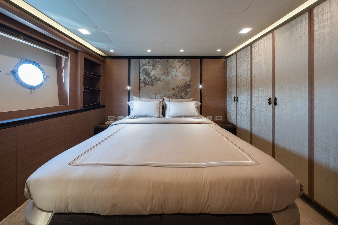 BELLA LUNA 86 price