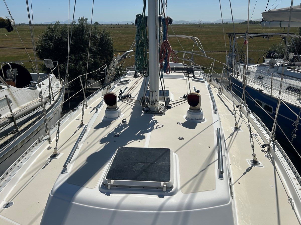 best yacht sales deals PALOMA 40