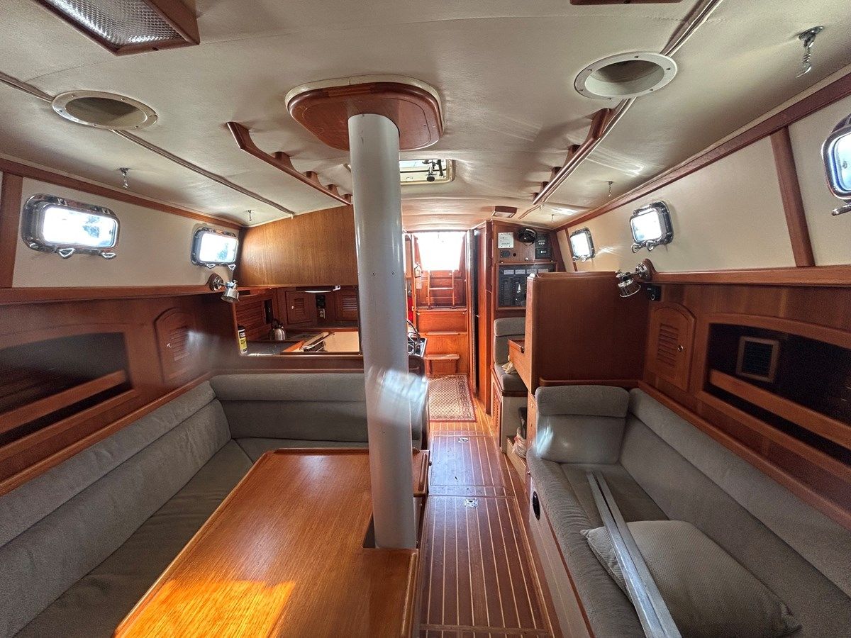 Buy a PALOMA 40 at Shestakov Yacht Sales