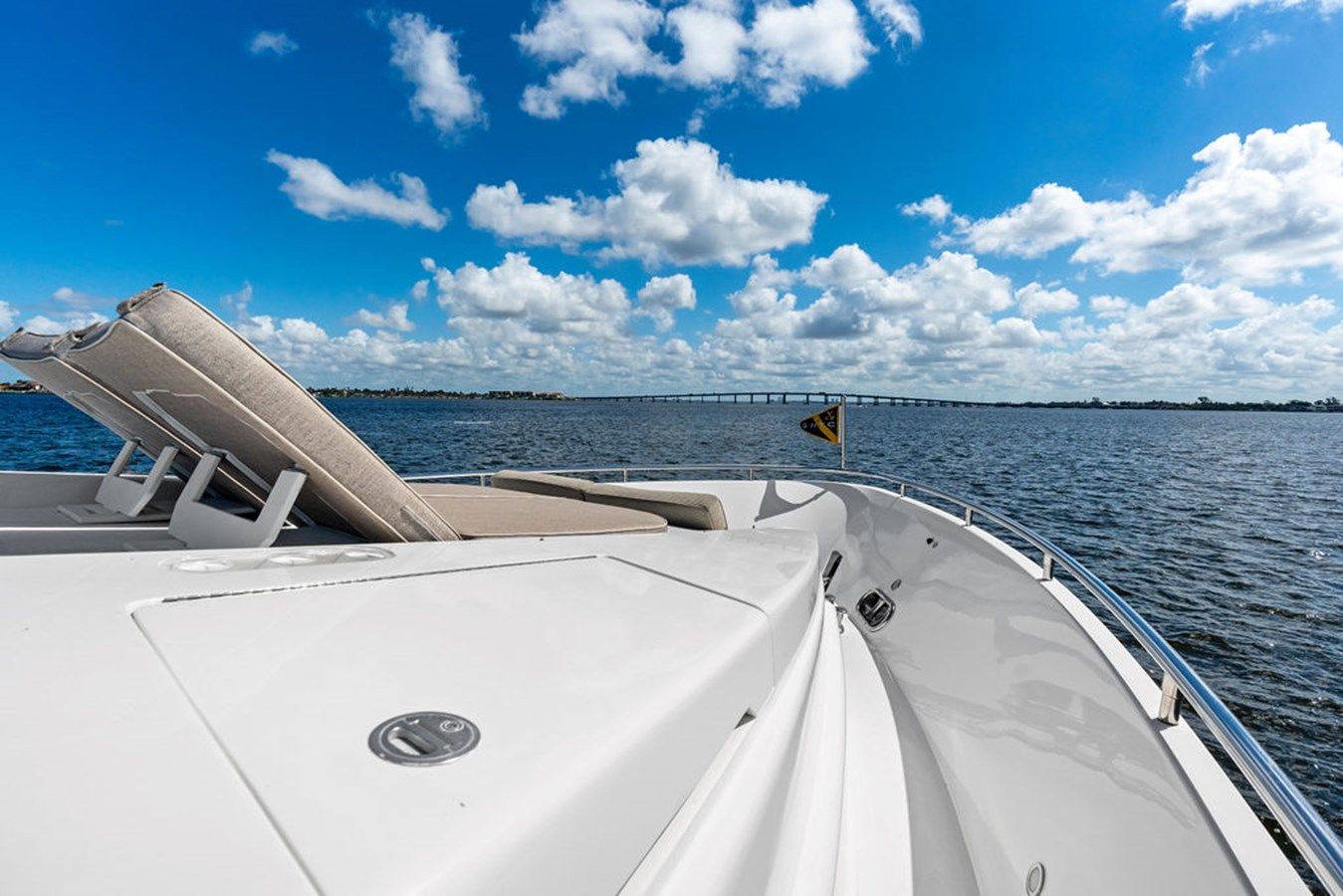 Buy a yacht BABE - Horizon Yachts