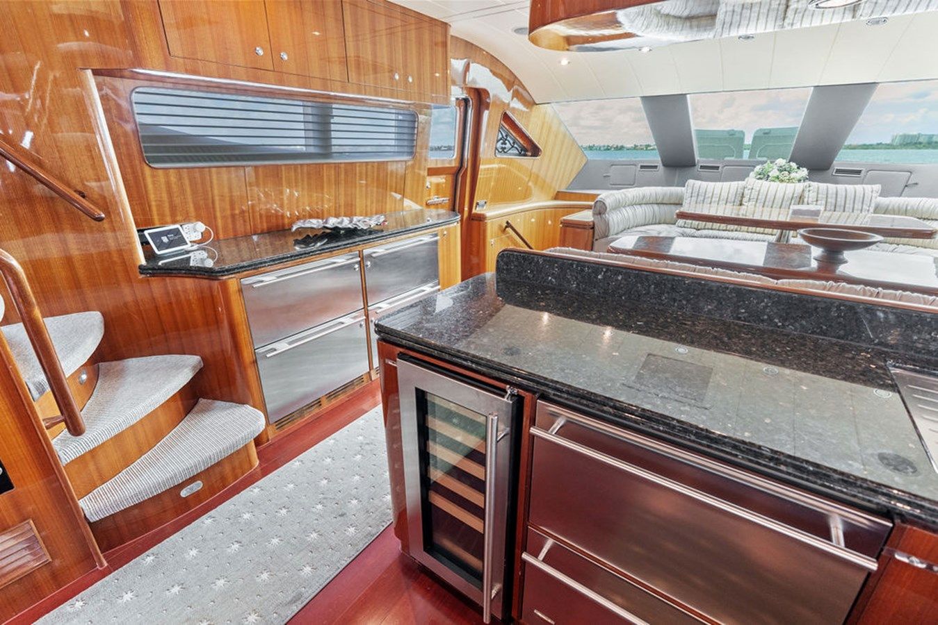 Buy a yacht BABE