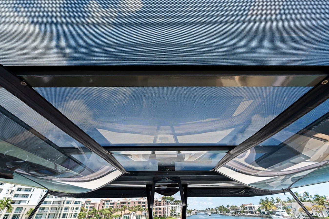 the best price on ALTER EGO 850 Motoryacht