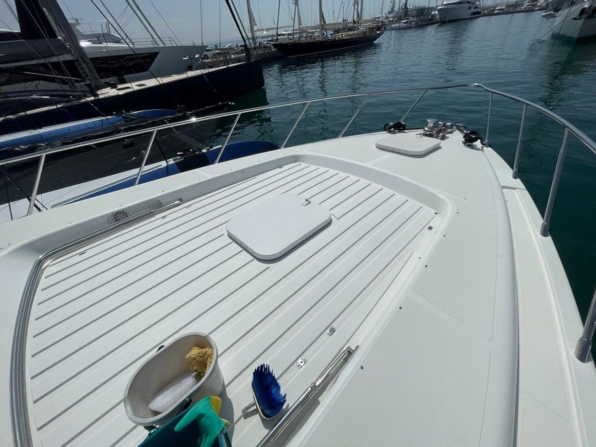 Mangusta 72 73 yacht sale