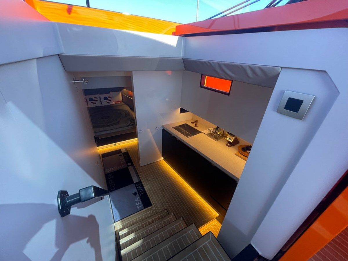 Vanquish VQ52 - VANQUISH YACHTS price