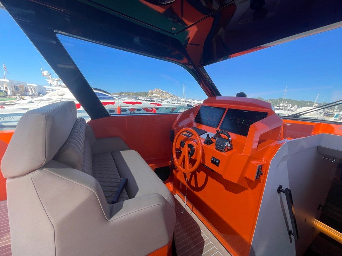 Buy a Vanquish VQ52 VQ 52 at Shestakov Yacht Sales