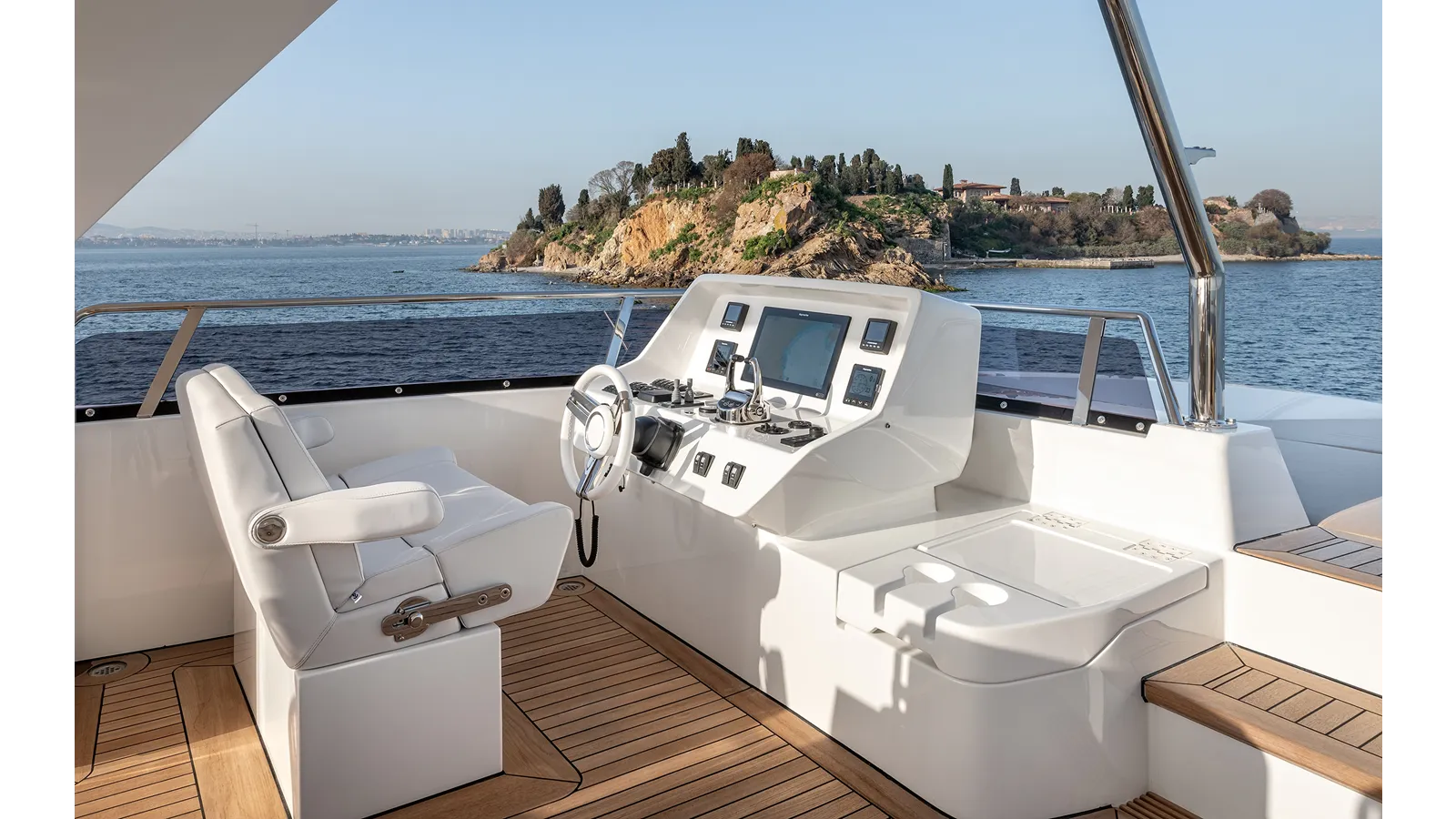 best yacht sales deals NUMARINE 22XP HULL #7 2027