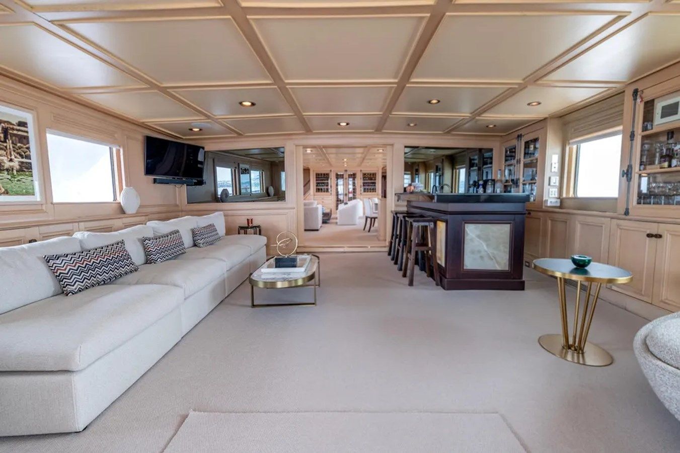 Buy a VOYAGER 201 at Shestakov Yacht Sales
