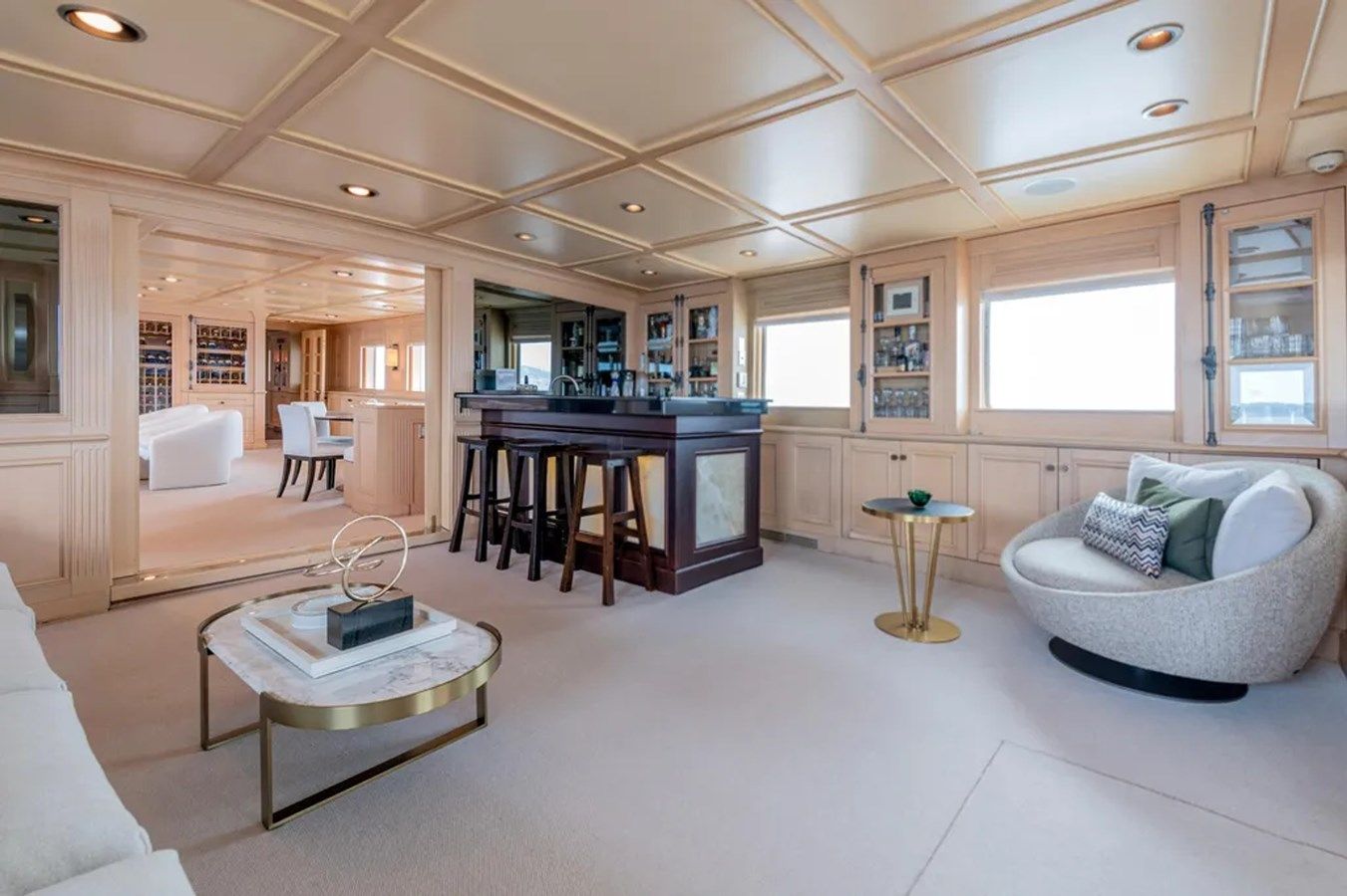 Buy a yacht VOYAGER 1973