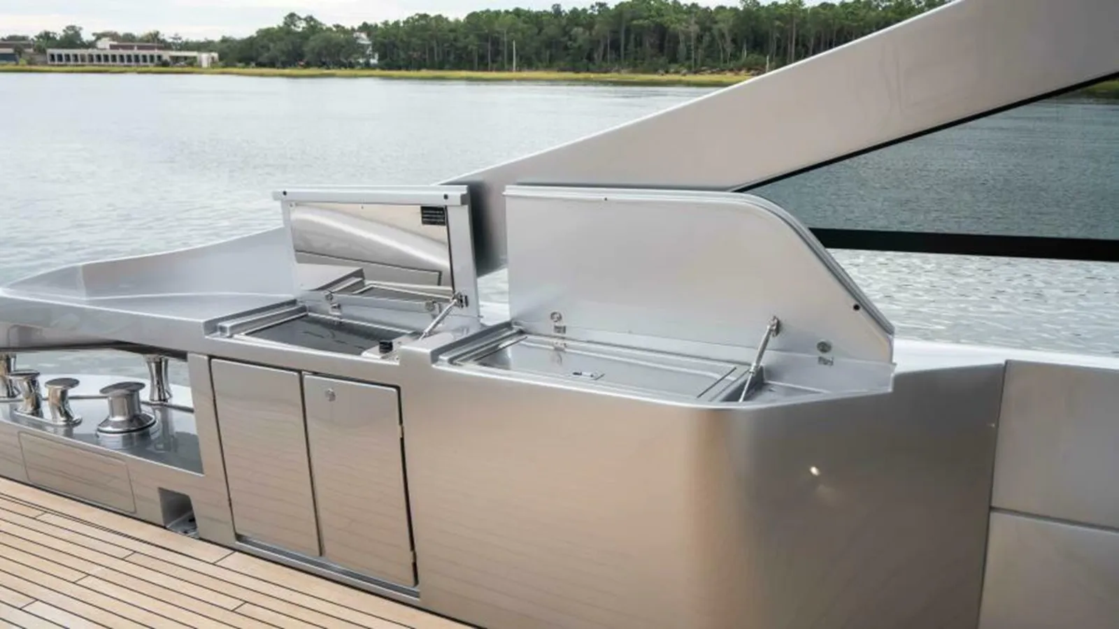 Buy a STALLION - PERSHING at Shestakov Yacht Sales