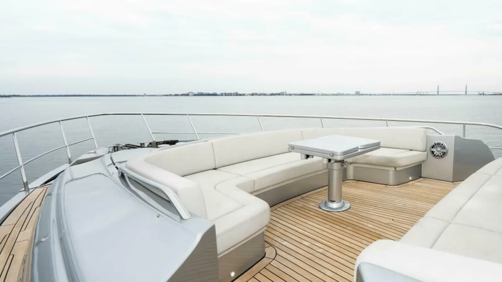 Buy a yacht STALLION