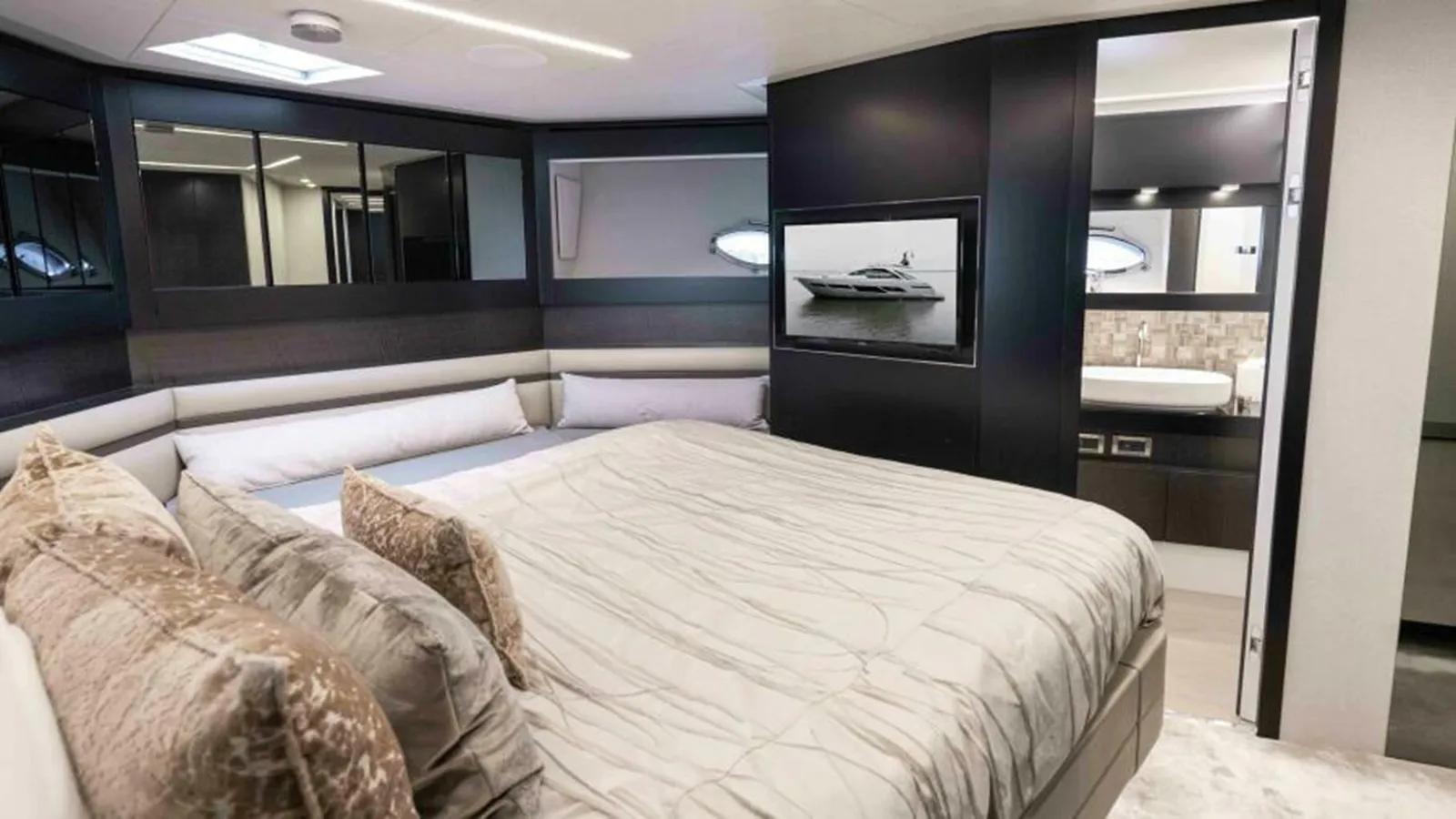 STALLION yacht sale