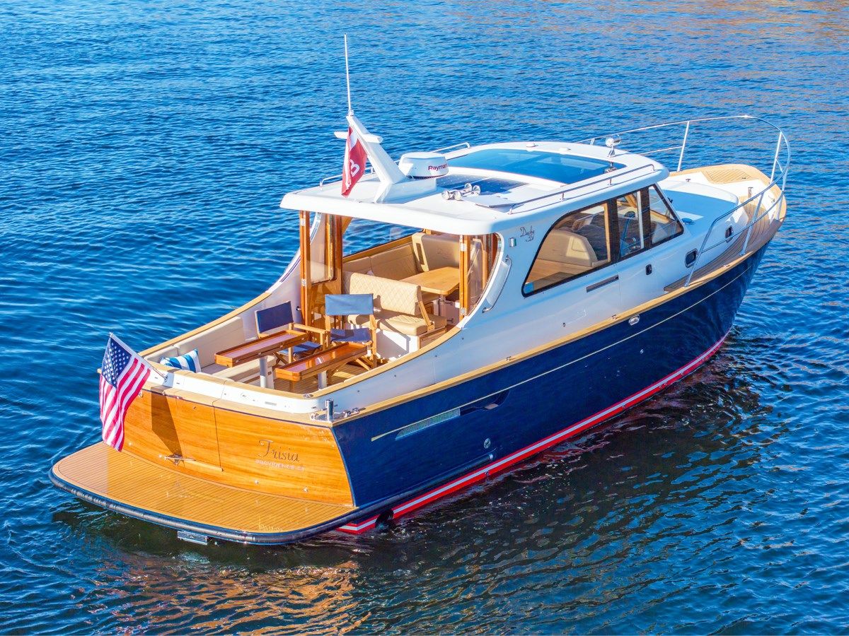 Купить яхту Duchy 37 в Shestakov Yacht Sales