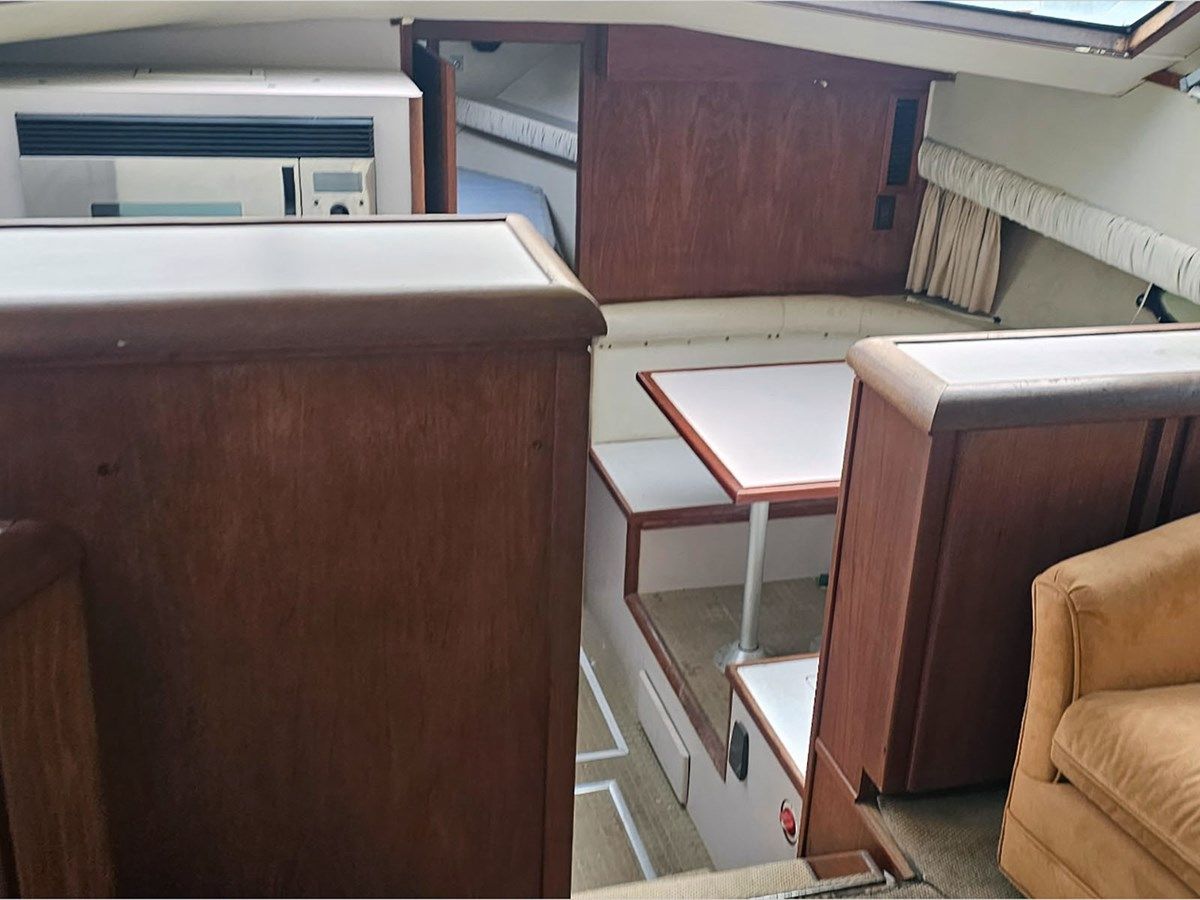 Buy a yacht 48' Californian 1989 4806 Aft Cabin 48