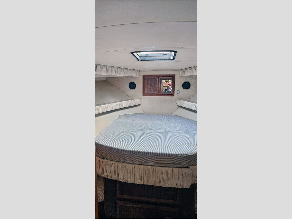 Buy a yacht 48' Californian 1989 4806 Aft Cabin - CALIFORNIAN