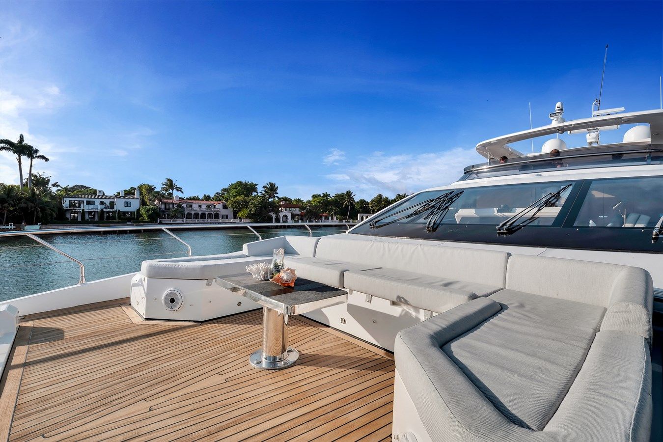 Azimut Grande 27