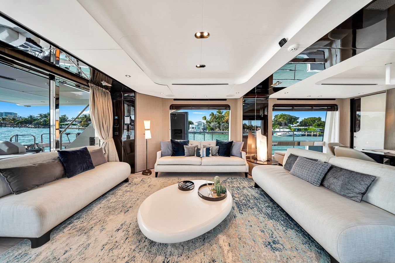 Buy a yacht Azimut Grande 27