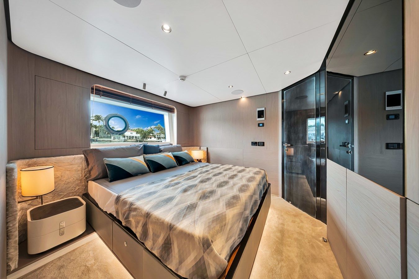 Buy a yacht Azimut Grande 27 Grande 27M