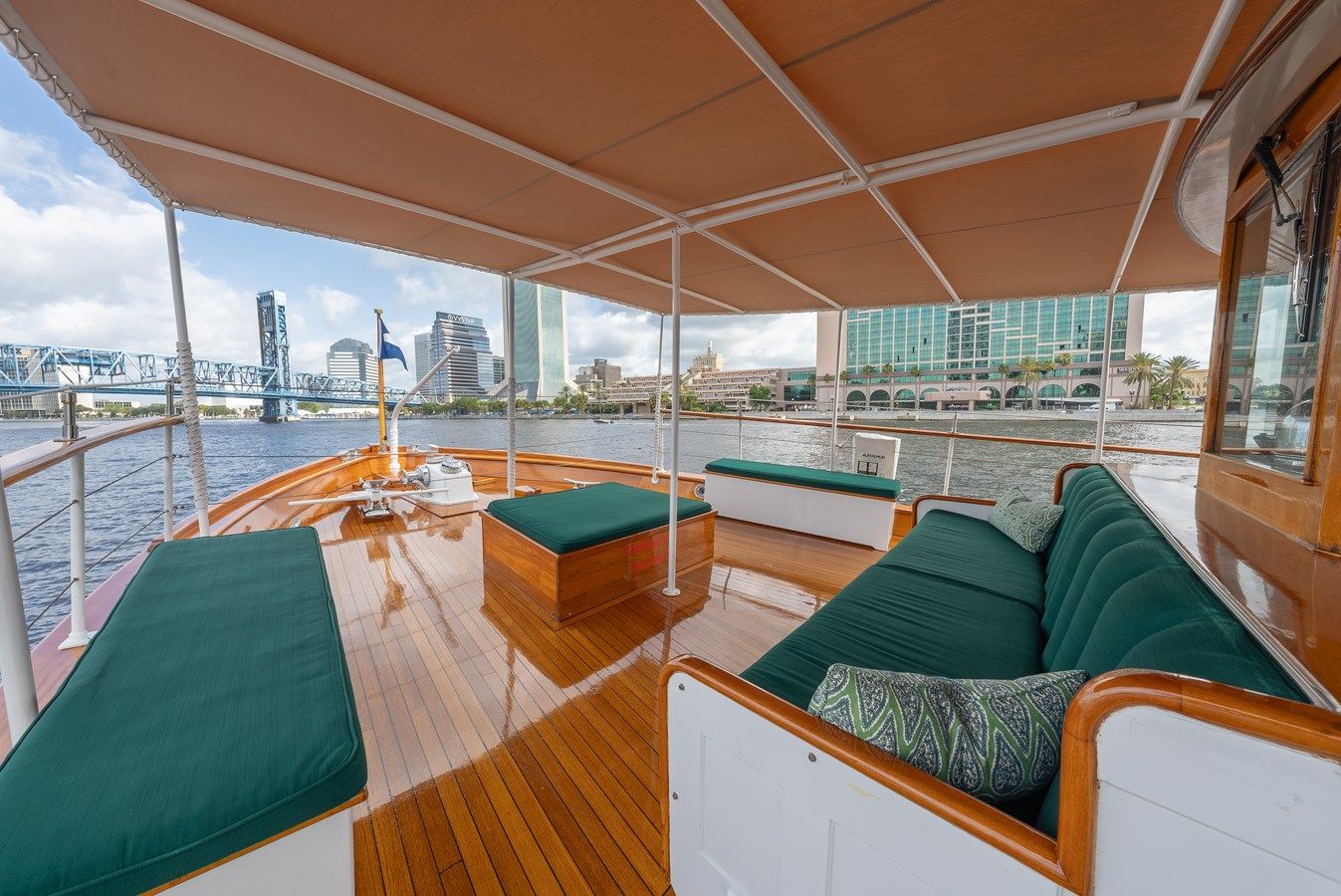 best yacht sales deals INNISFAIL