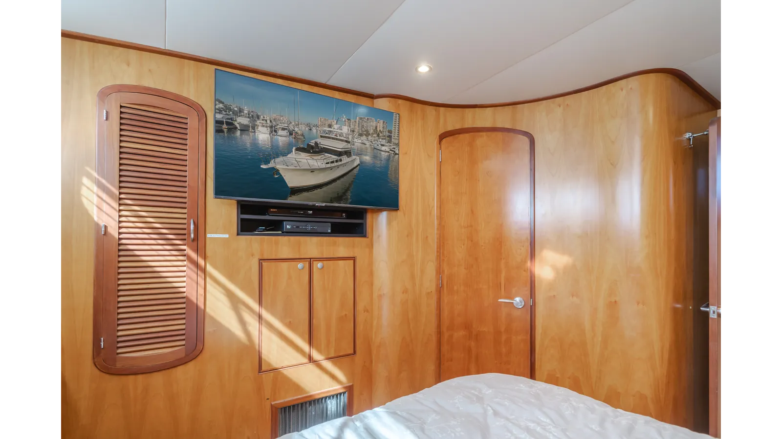 Tribeless yacht sale