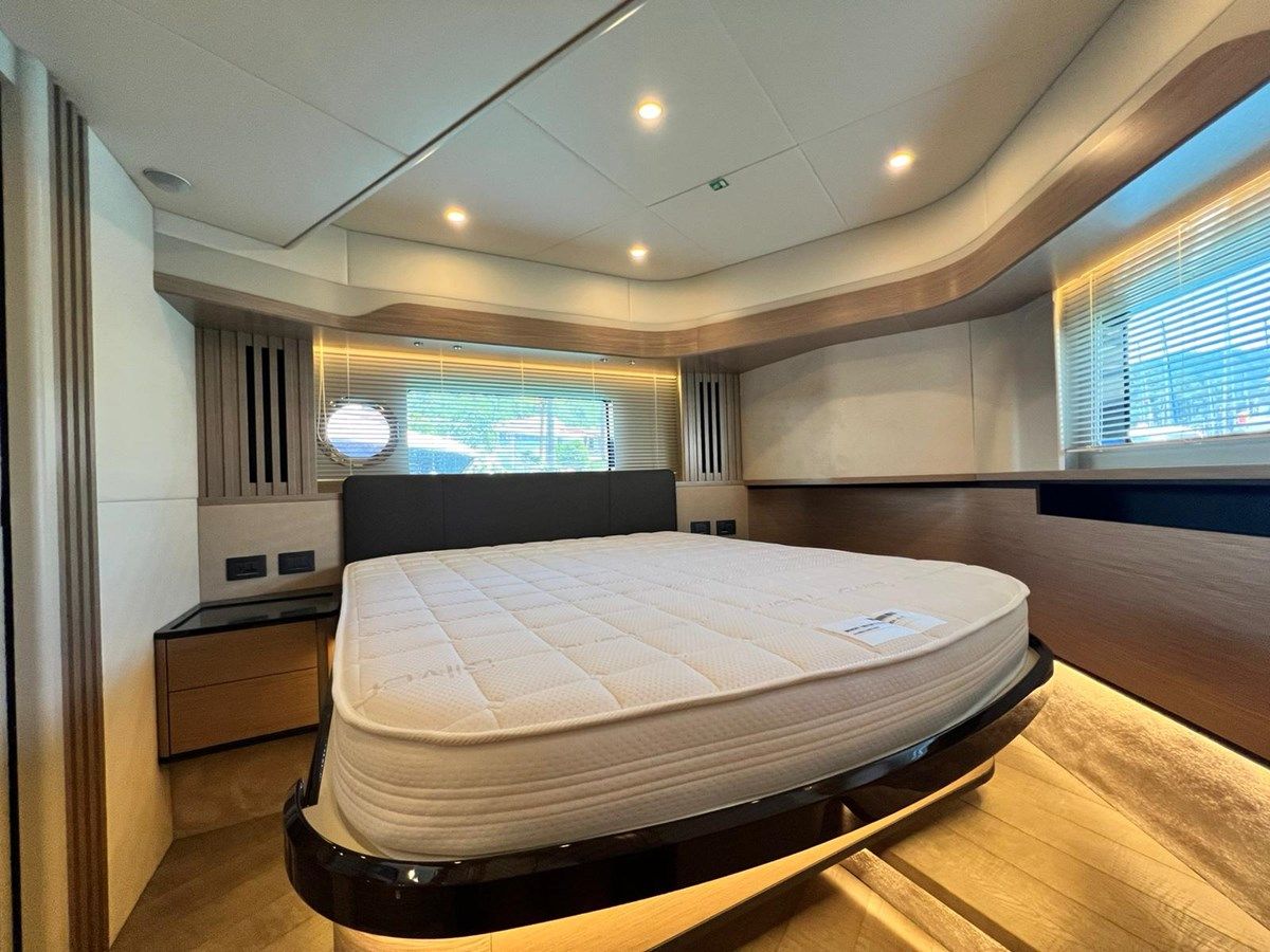 best yacht sales deals Absolute Navetta 52 52
