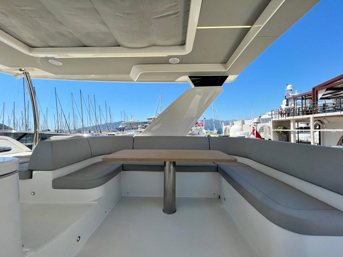 best yacht sales deals Absolute Navetta 52 2024