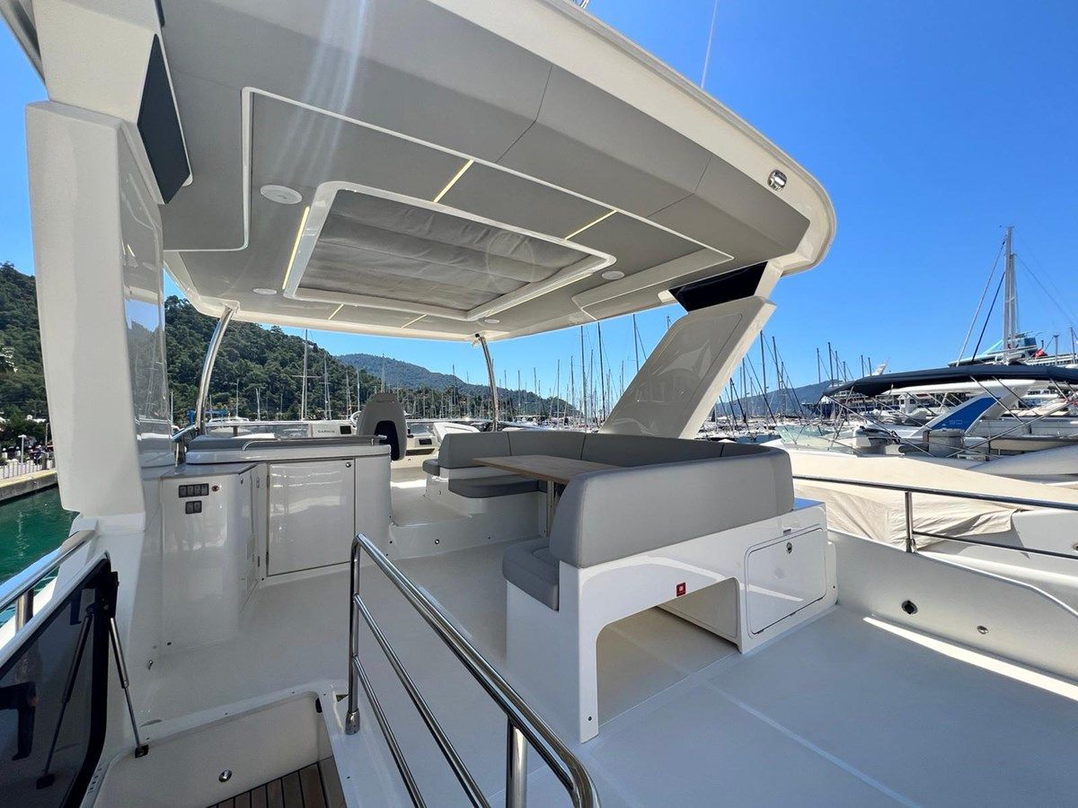 the best price on Absolute Navetta 52 Navetta 52