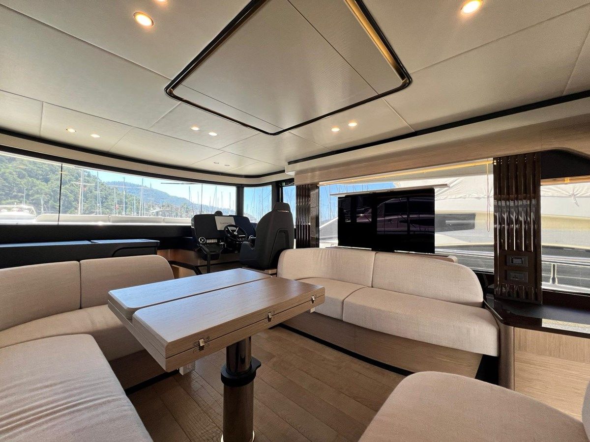 Buy a yacht Absolute Navetta 52