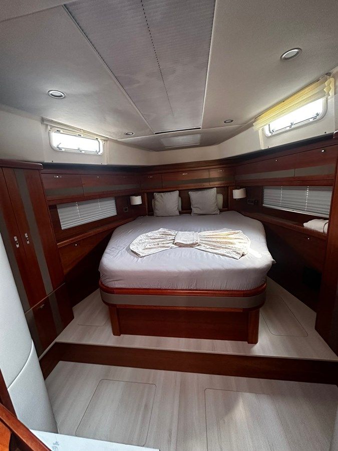 Buy a Moody 54DS DS 54 at Shestakov Yacht Sales