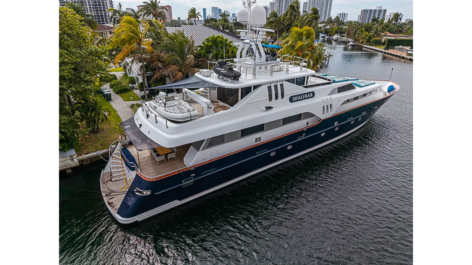 Buy a SHALIMAR 118 at Shestakov Yacht Sales