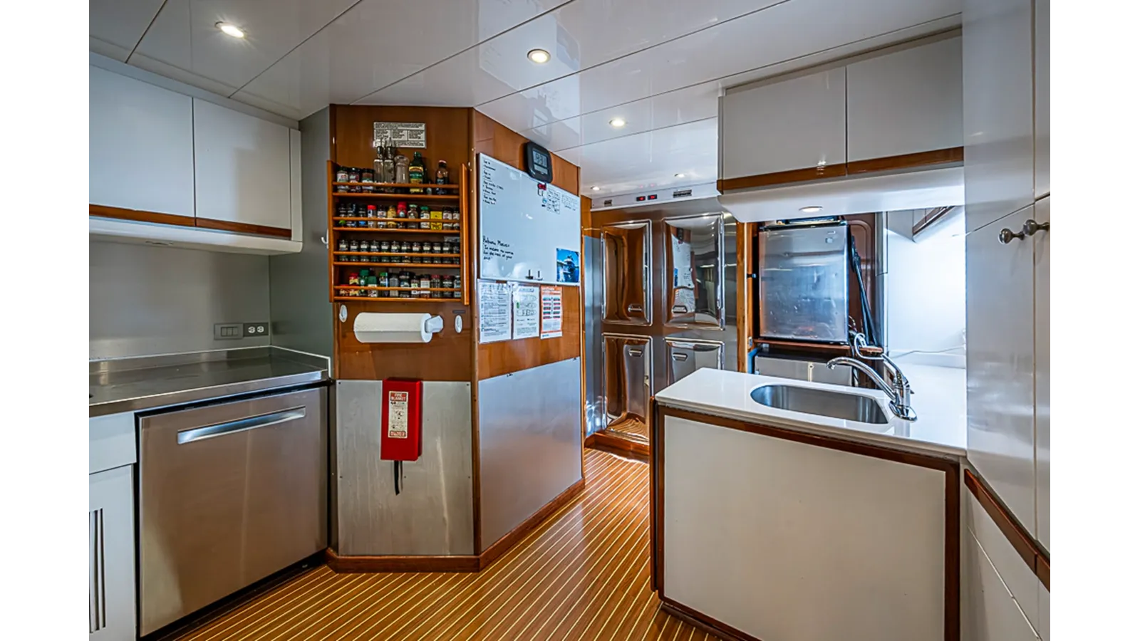 Buy a SHALIMAR - Benetti at Shestakov Yacht Sales