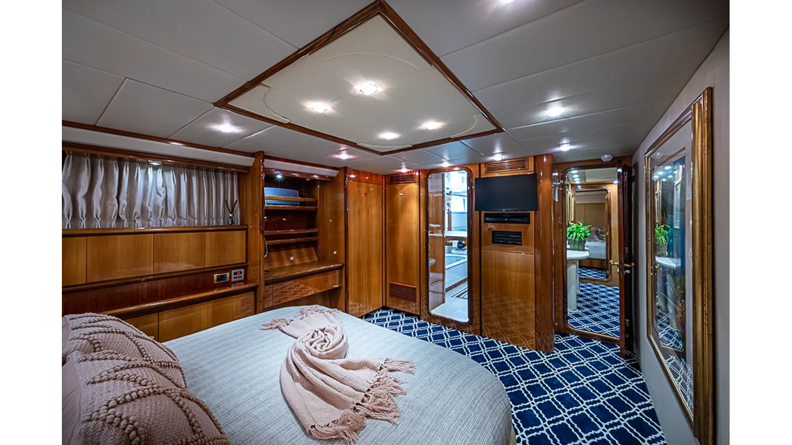 best yacht sales deals SHALIMAR