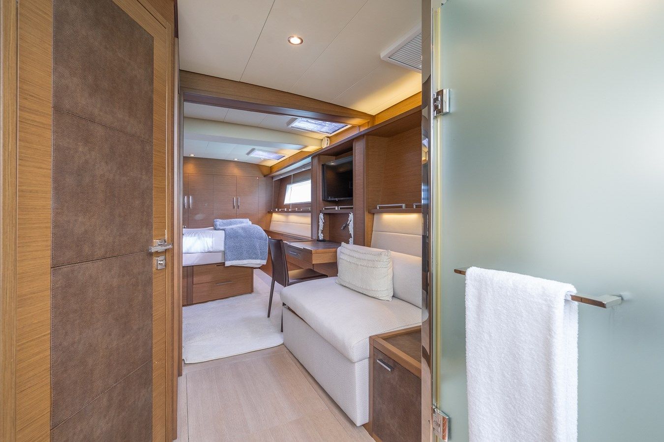 Buy a yacht PLAYTIME 63