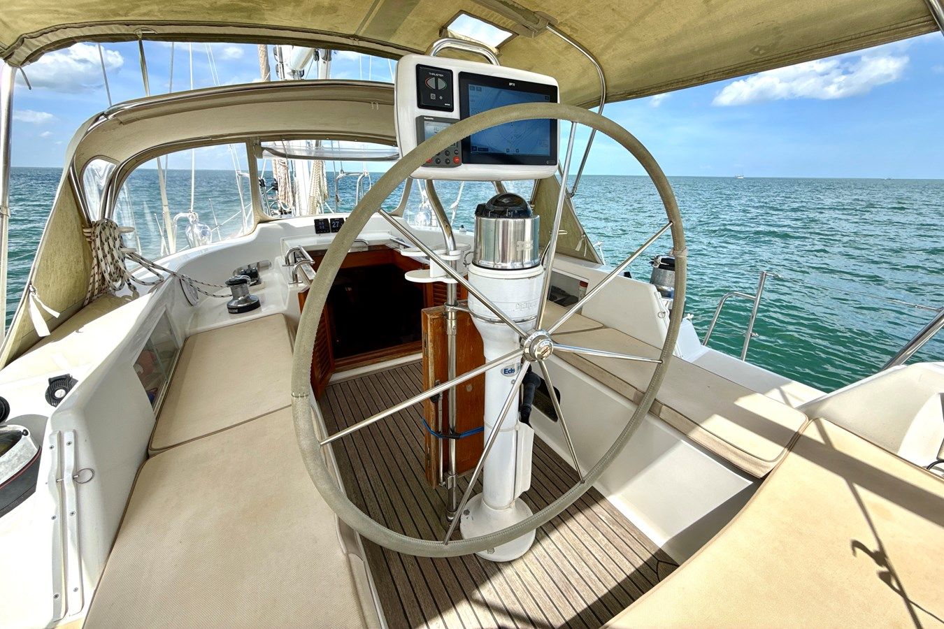 Buy a yacht EMMI 2003