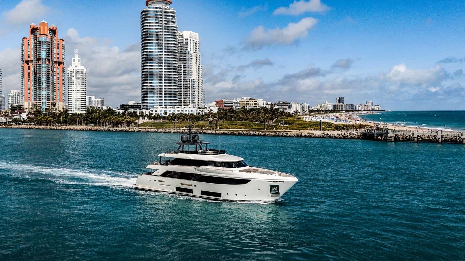 Лучшие предложения покупки яхты Custom Line Navetta 33 - FERRETTI CUSTOM LINE
