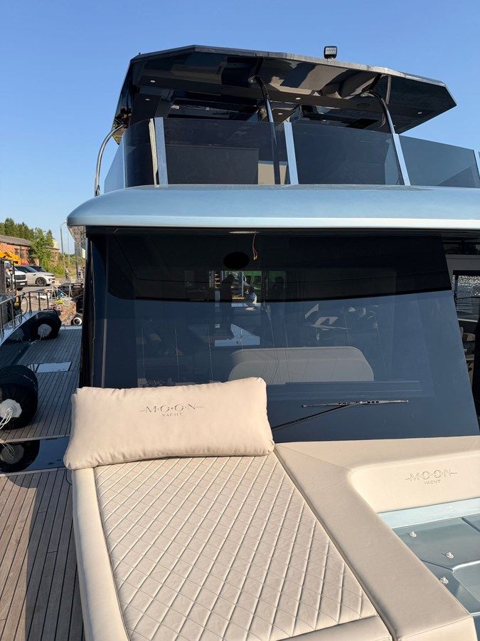 NEW 2026 MOON 60 POWER Moon 60 Power price