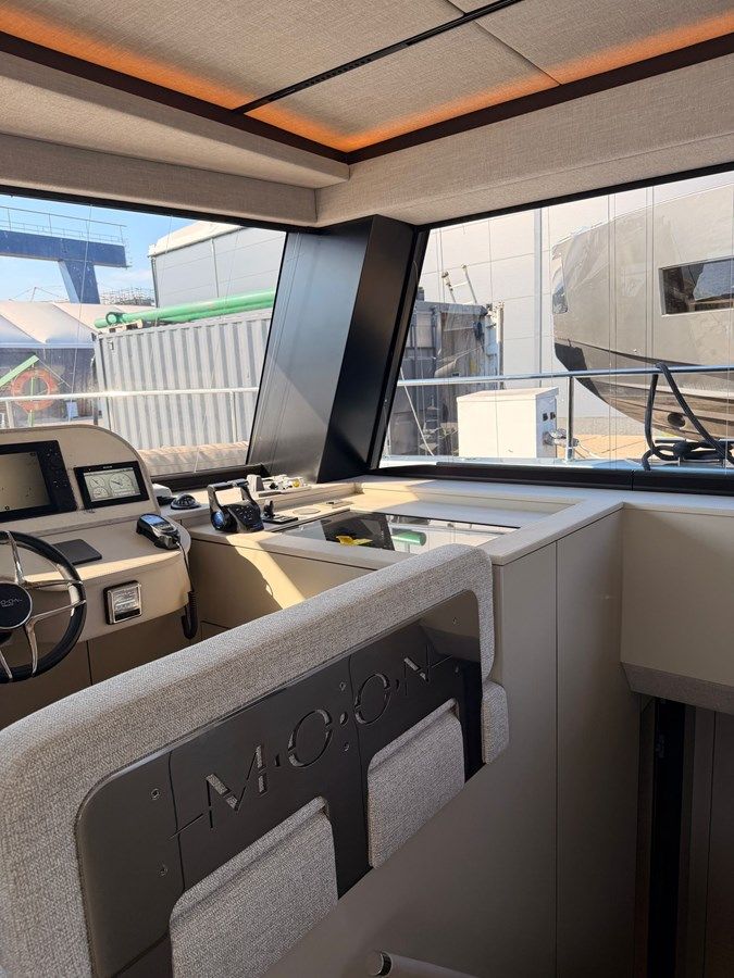 NEW 2026 MOON 60 POWER - MOON YACHTS