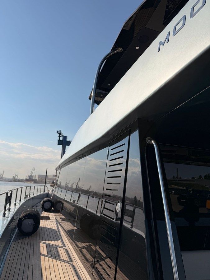 Buy a yacht NEW 2026 MOON 60 POWER Moon 60 Power