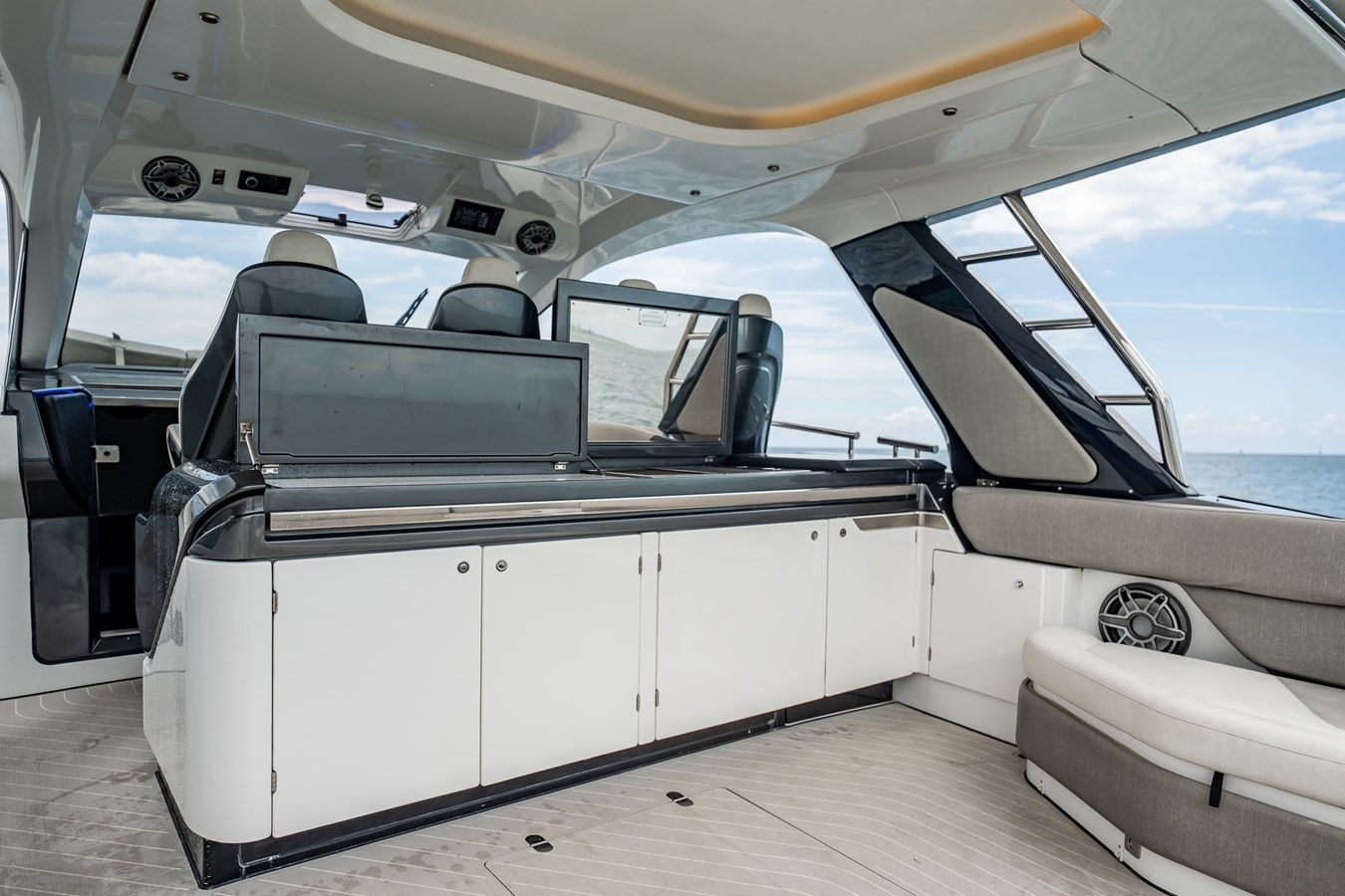 Лучшие предложения покупки яхты QUATTRO CAVALLI - Azimut Yachts