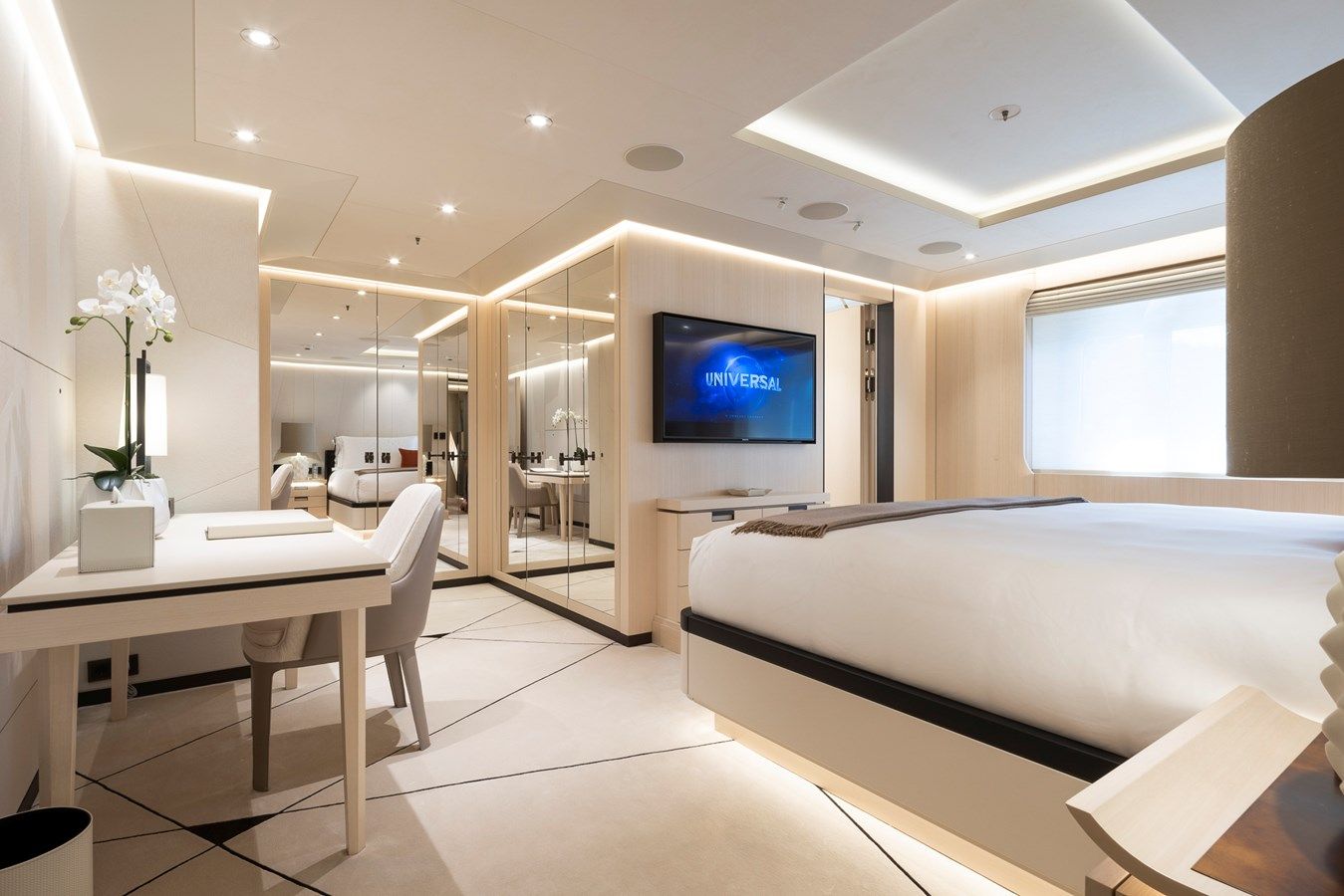 Buy a SYNTHESIS at Shestakov Yacht Sales