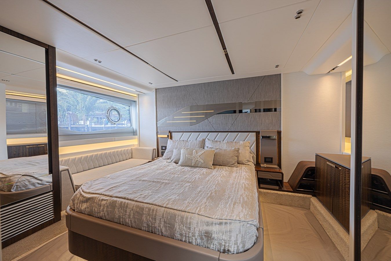 best yacht sales deals The Edge IV - Sunseeker