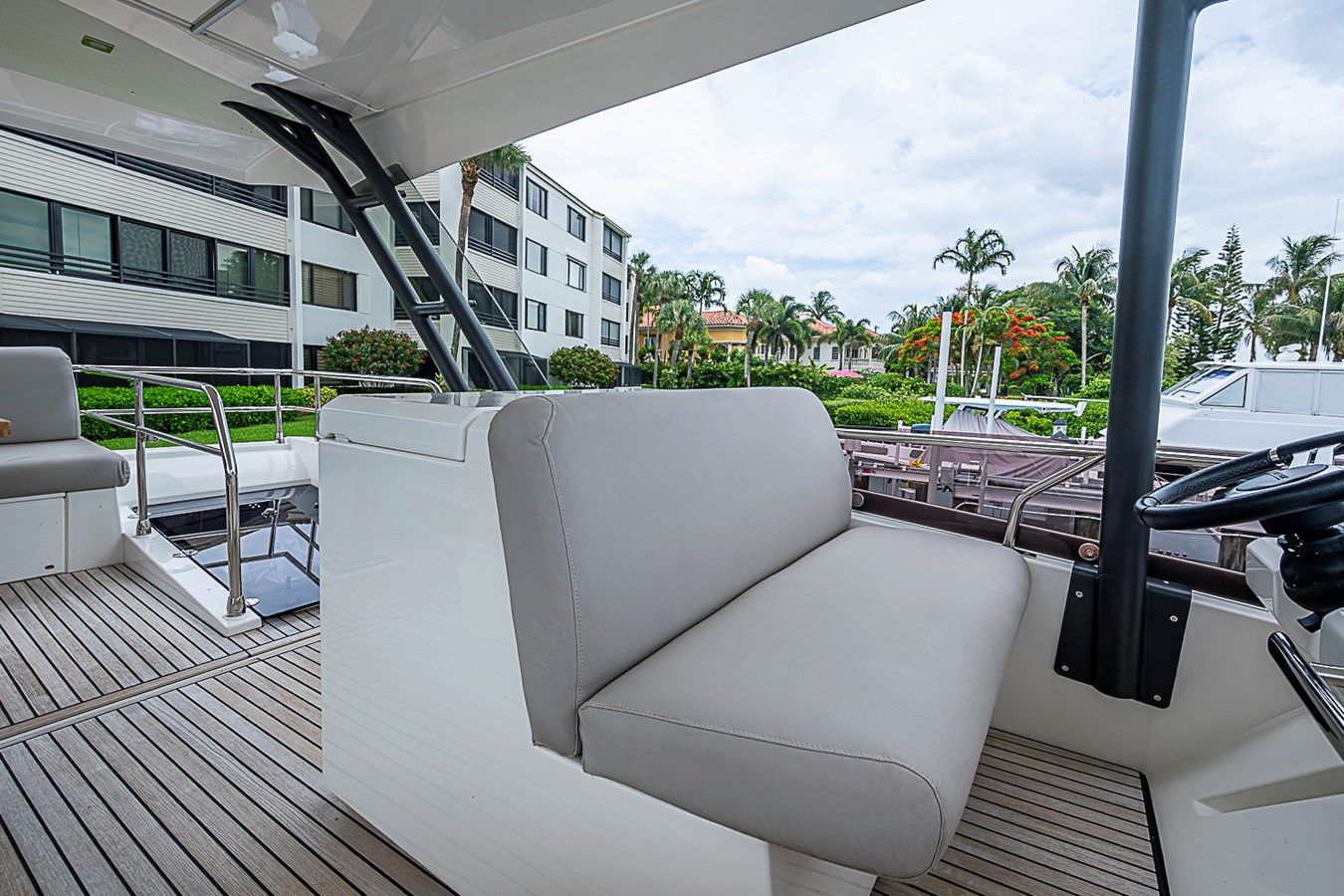 Buy a SIMMER DOWN at Shestakov Yacht Sales
