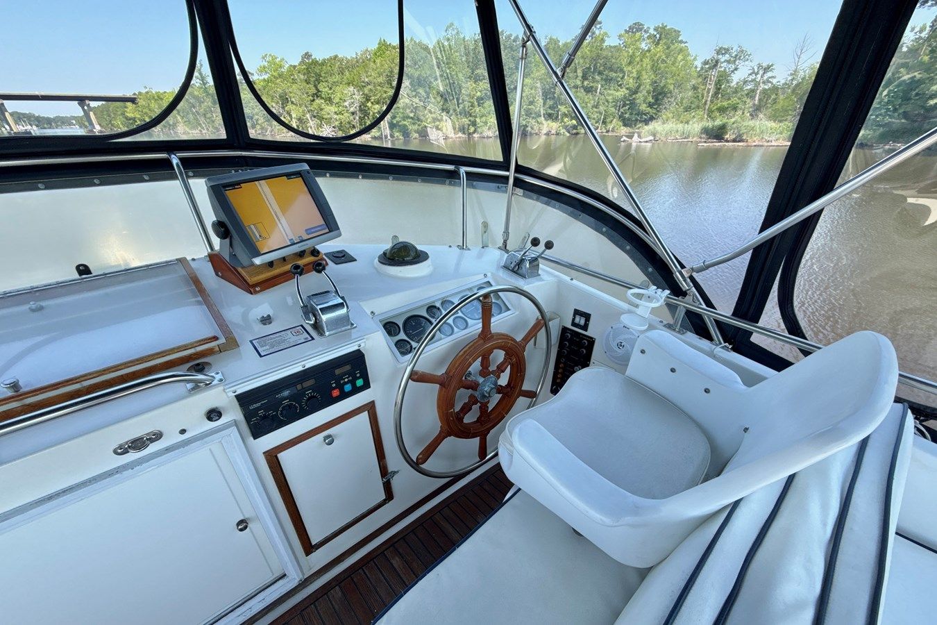 Buy a yacht GRAND JOUR