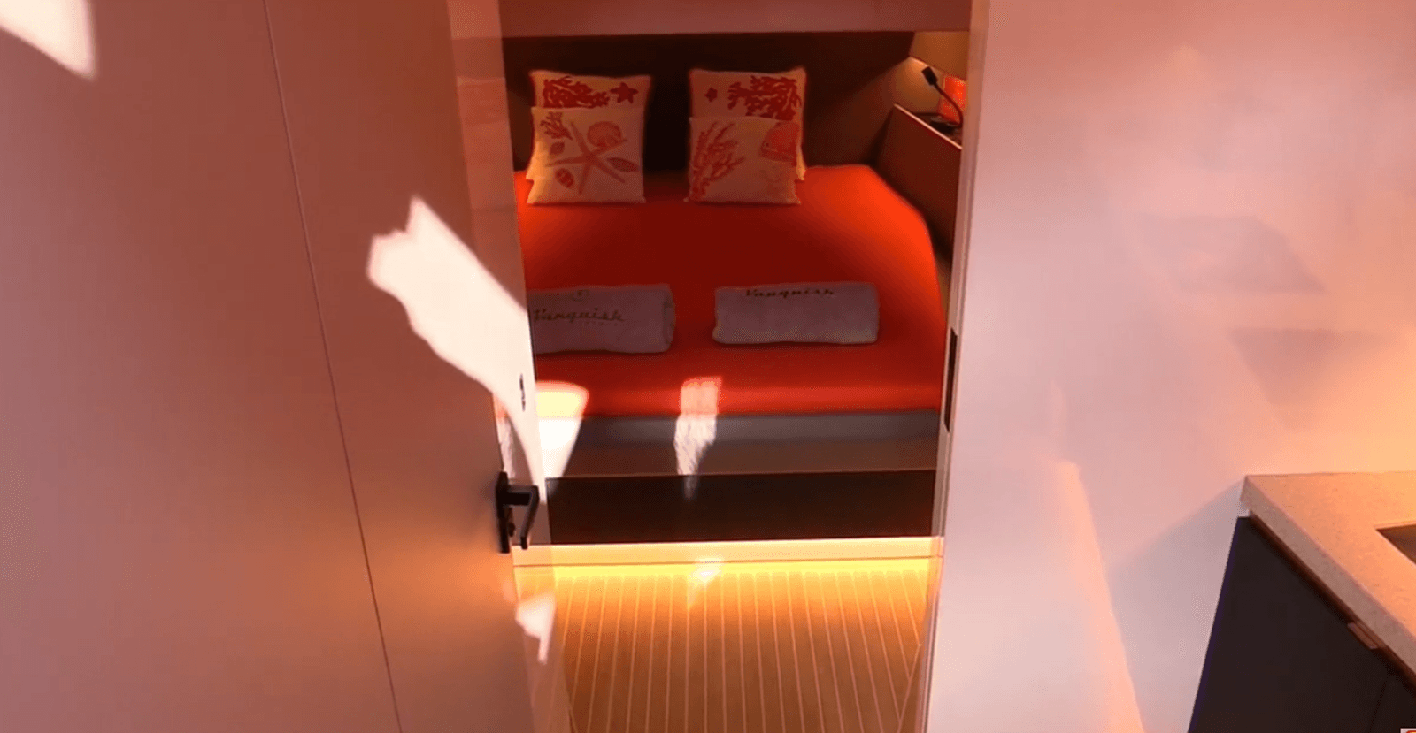 Buy a Coco Loco - VANQUISH YACHTS at Shestakov Yacht Sales