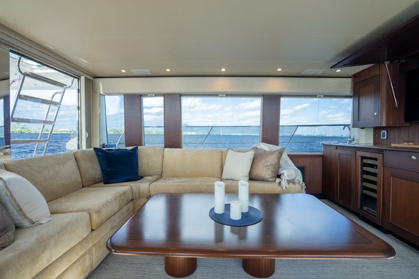 Продажа яхты LAST CALL 65 Motor Yacht